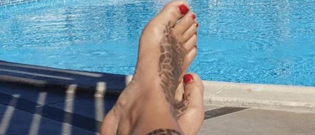 Tattoo am Fuß » Versteckt, aber nicht weniger bedeutend ✓